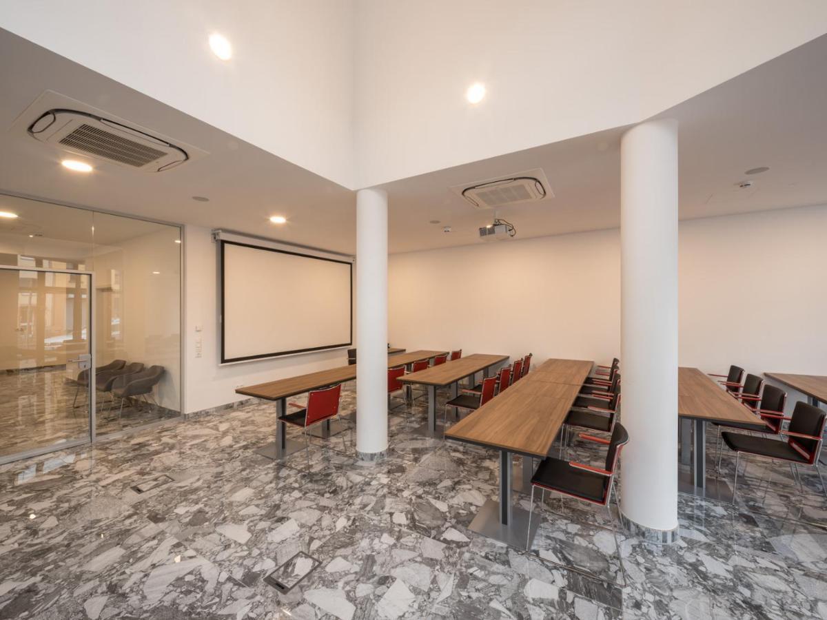 Brühl Rs-Hotel - Smart & Modern Hotel Apartments מראה חיצוני תמונה
